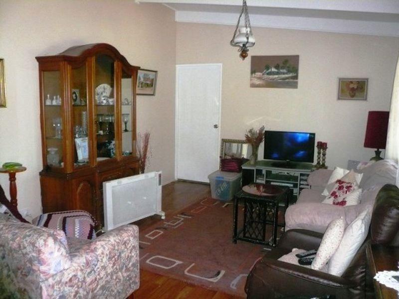 30 Blue Bay Crescent, Macleay Island QLD 4184