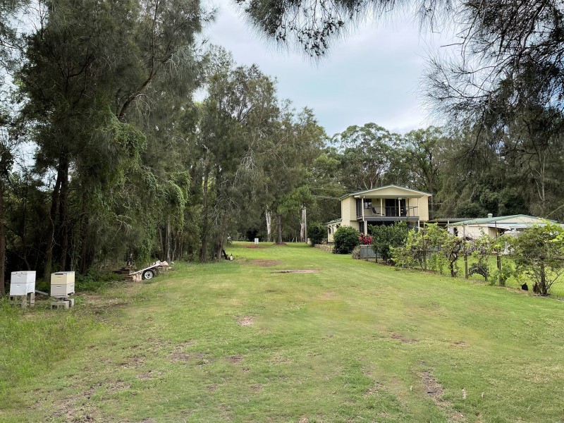 44 Western Road, Macleay Island QLD 4184