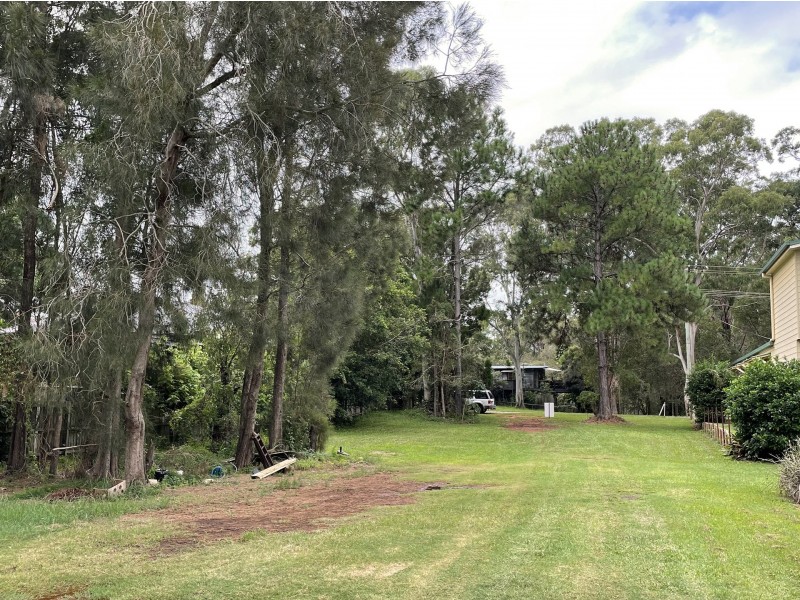 44 Western Road, Macleay Island QLD 4184