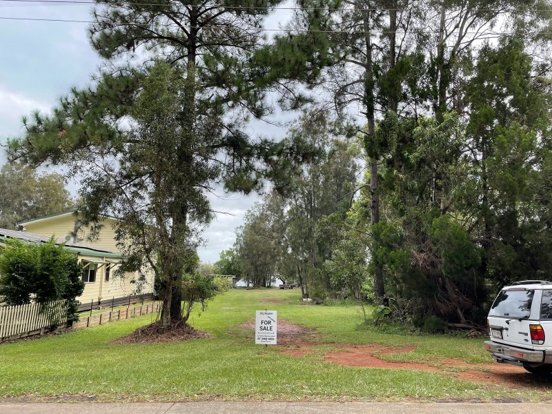 44 Western Road, Macleay Island QLD 4184