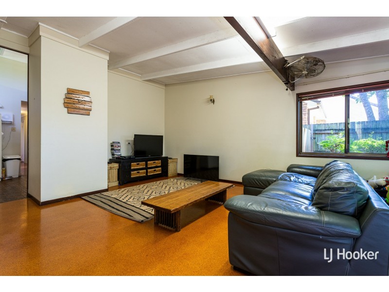 8 Albatross Street, Victoria Point QLD 4165