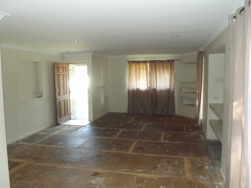 10-12 Scotts Road, Macleay Island QLD 4184