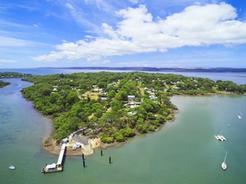 145-151 Lucas Drive, Lamb Island QLD 4184