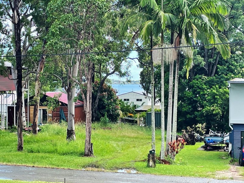 9 Double Bay Street, Macleay Island QLD 4184