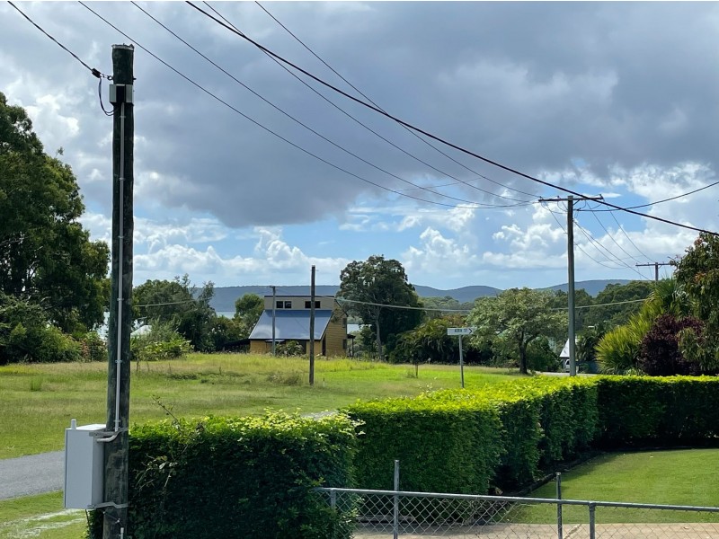 40 Camena Street, Macleay Island QLD 4184