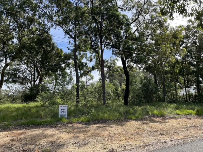 40 Calm Waters Crescent, Macleay Island QLD 4184