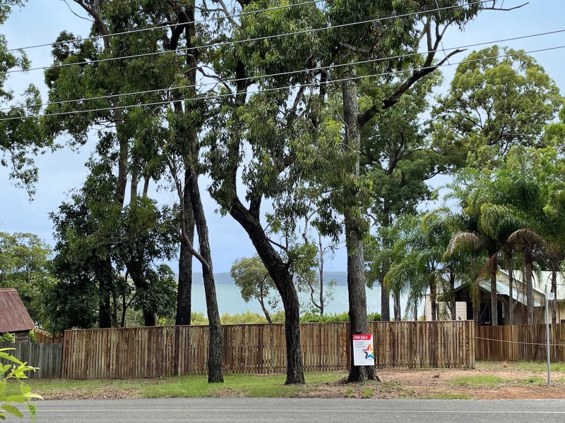 40 Calm Waters Crescent, Macleay Island QLD 4184