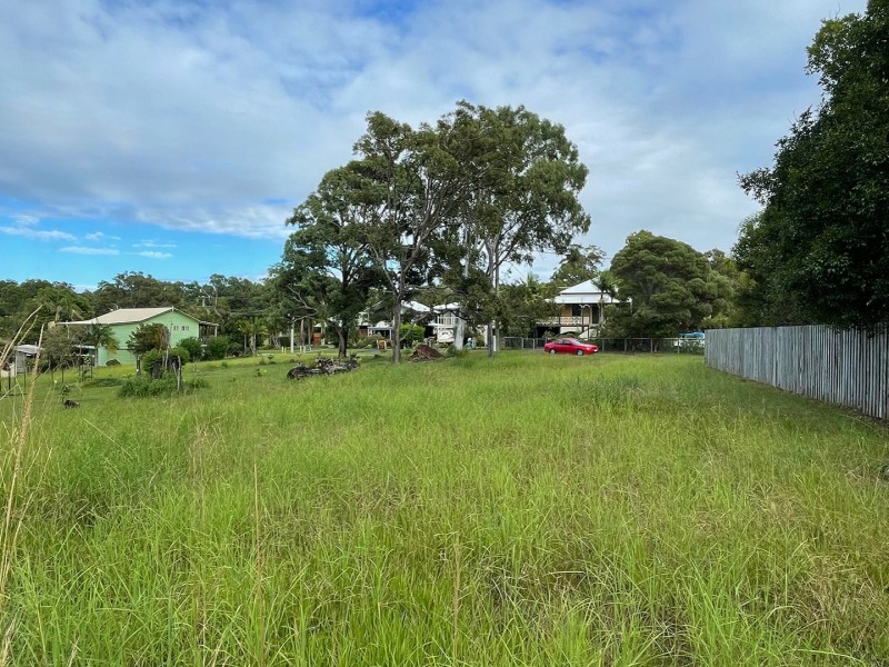 42 Mawarra Street, Macleay Island QLD 4184
