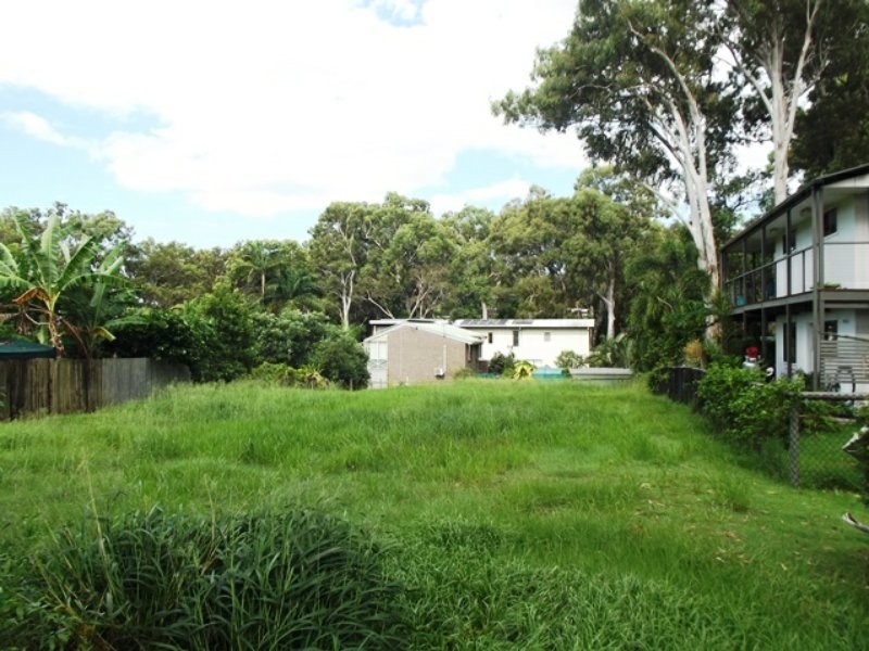 78 Coondooroopa Drive, Macleay Island QLD 4184