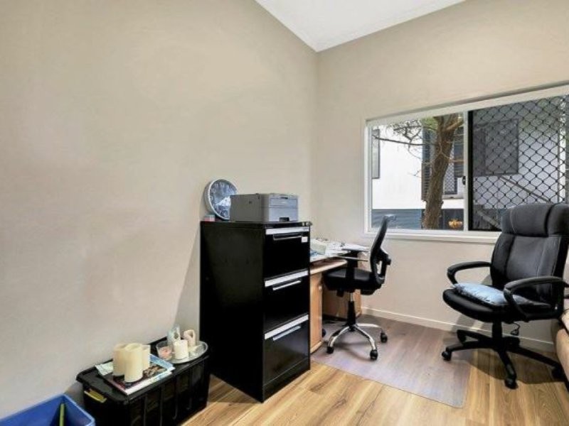 38 Blue Waters Crescent, Macleay Island QLD 4184