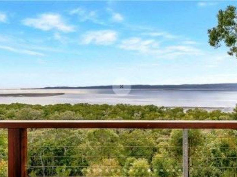 38 Blue Waters Crescent, Macleay Island QLD 4184