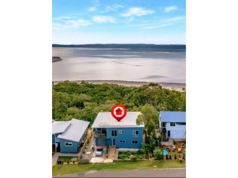 38 Blue Waters Crescent, Macleay Island QLD 4184