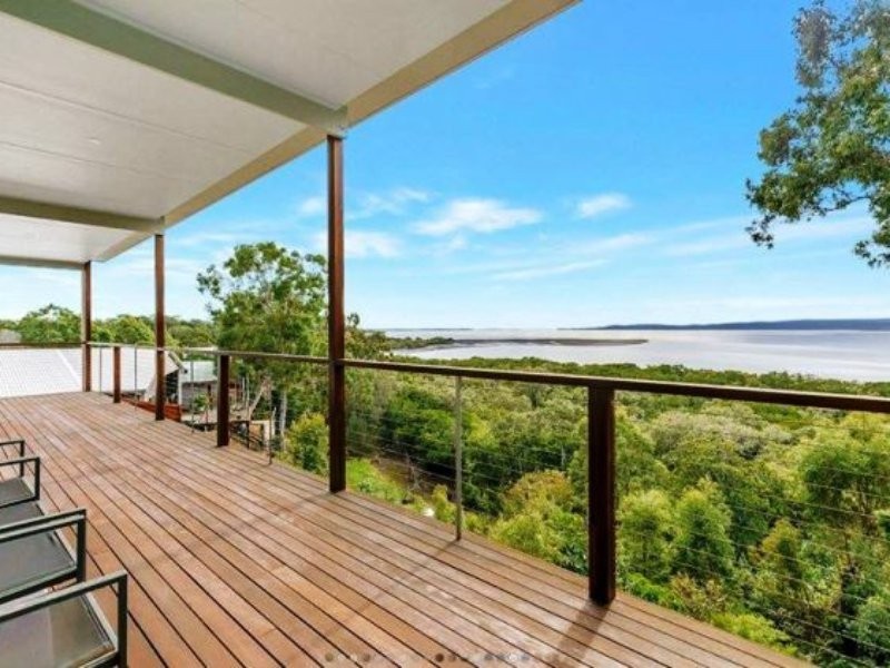 38 Blue Waters Crescent, Macleay Island QLD 4184