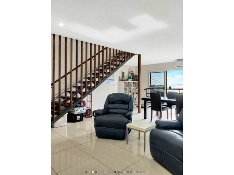 38 Blue Waters Crescent, Macleay Island QLD 4184