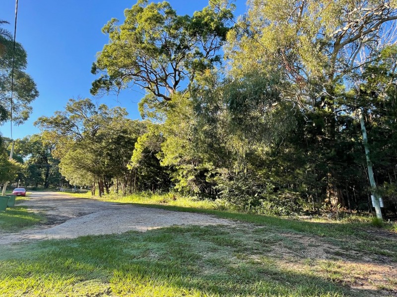 6 Garnet Street, Macleay Island QLD 4184