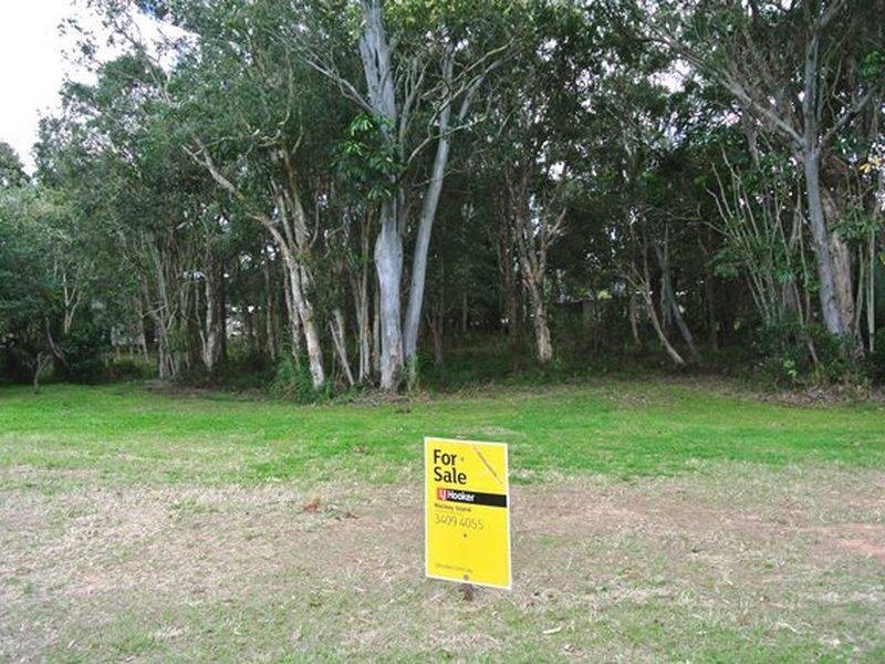 21 Michiko Street, Macleay Island QLD 4184