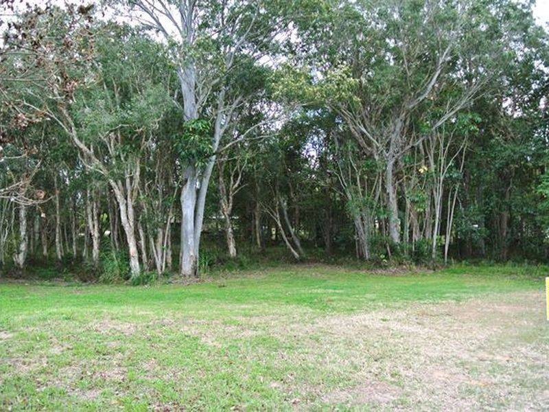21 Michiko Street, Macleay Island QLD 4184