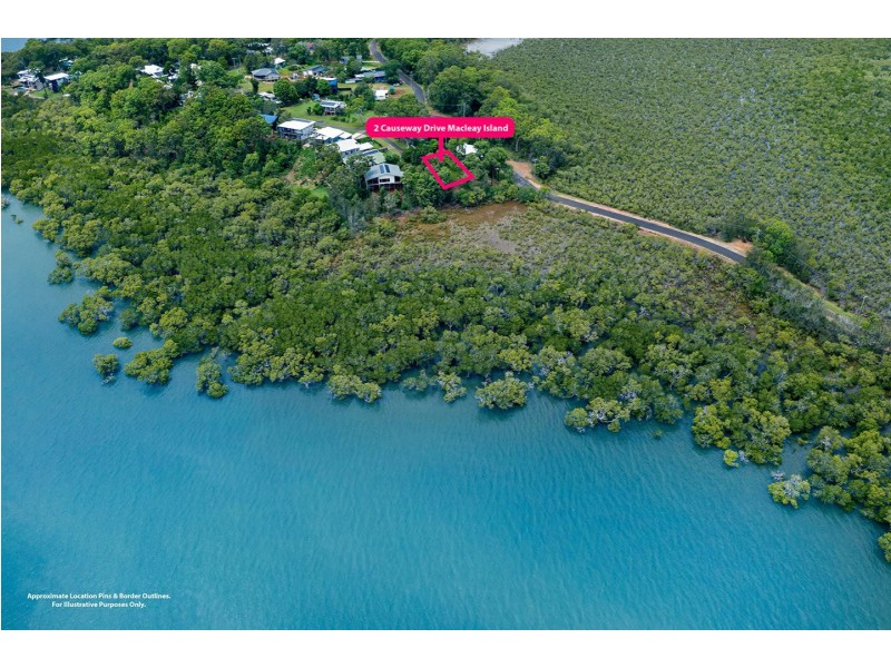 2 Causeway Drive, Macleay Island QLD 4184