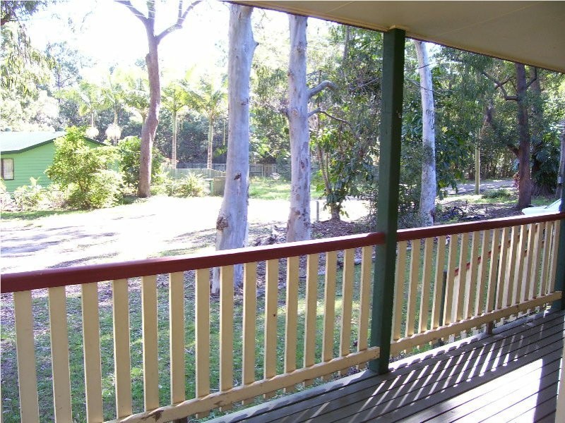 16 Brolga Street, Macleay Island QLD 4184