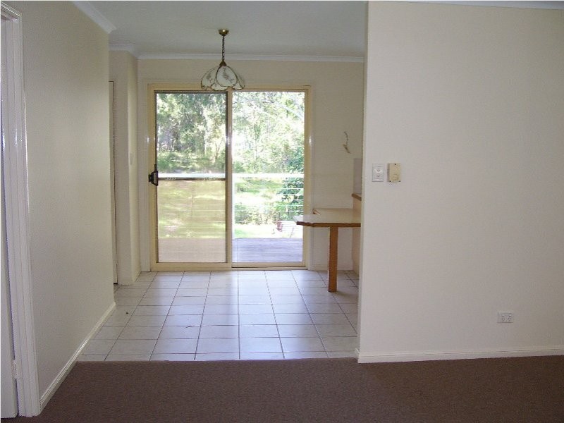 16 Brolga Street, Macleay Island QLD 4184