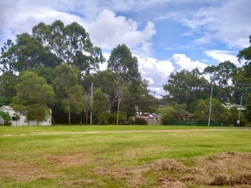 46 Crest Haven, Lamb Island QLD 4184