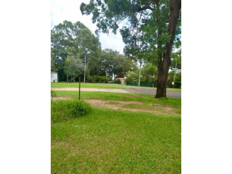 46 Crest Haven, Lamb Island QLD 4184
