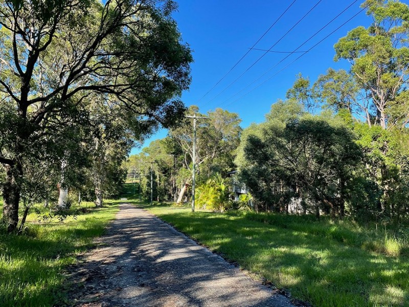 19 Rhodes Street, Macleay Island QLD 4184