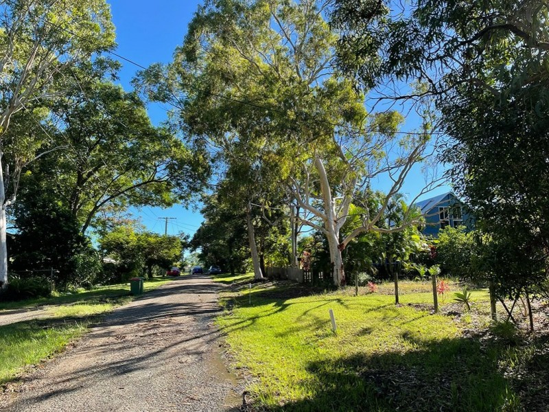 19 Rhodes Street, Macleay Island QLD 4184