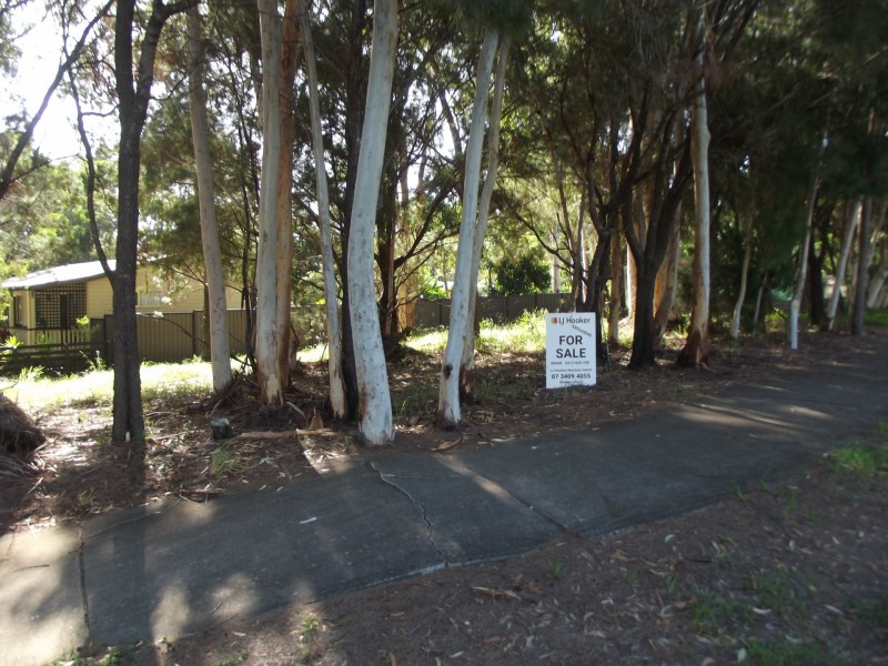 1 Aruma Street, Macleay Island QLD 4184