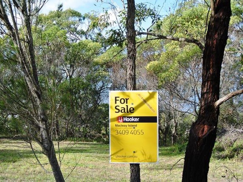 117-123 Beelong Street, Macleay Island QLD 4184