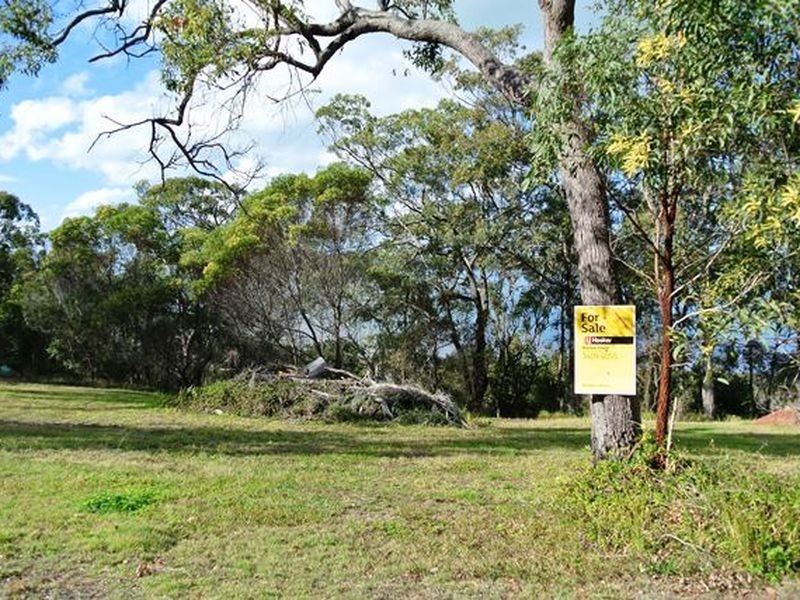 117-123 Beelong Street, Macleay Island QLD 4184