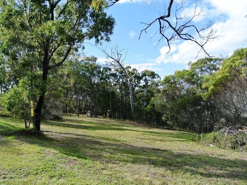117-123 Beelong Street, Macleay Island QLD 4184