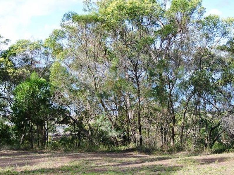 117-123 Beelong Street, Macleay Island QLD 4184