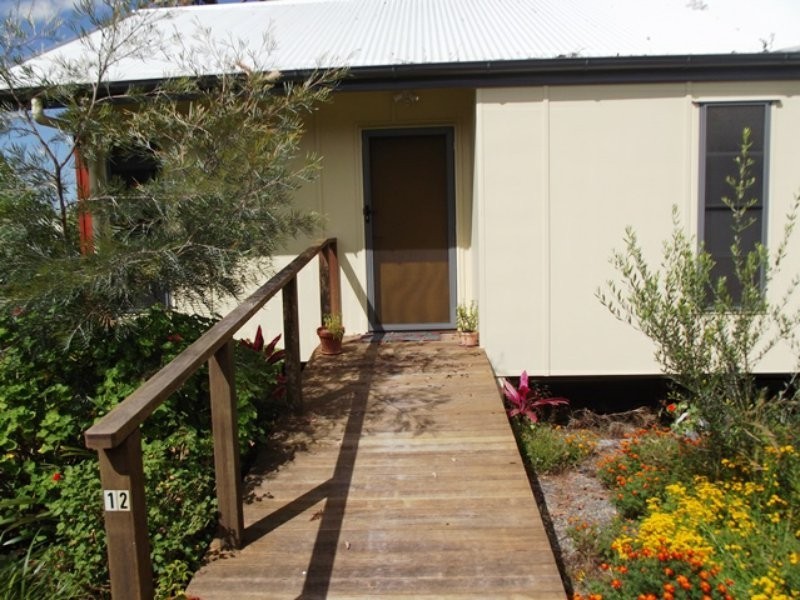 12 Percival Street, Macleay Island QLD 4184