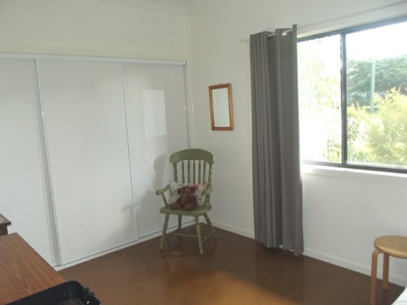12 Percival Street, Macleay Island QLD 4184