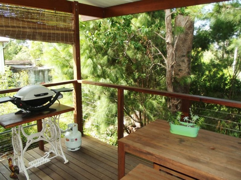 12 Percival Street, Macleay Island QLD 4184