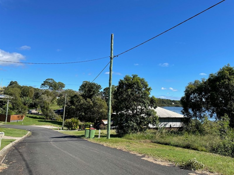 52 Timothy Street, Macleay Island QLD 4184