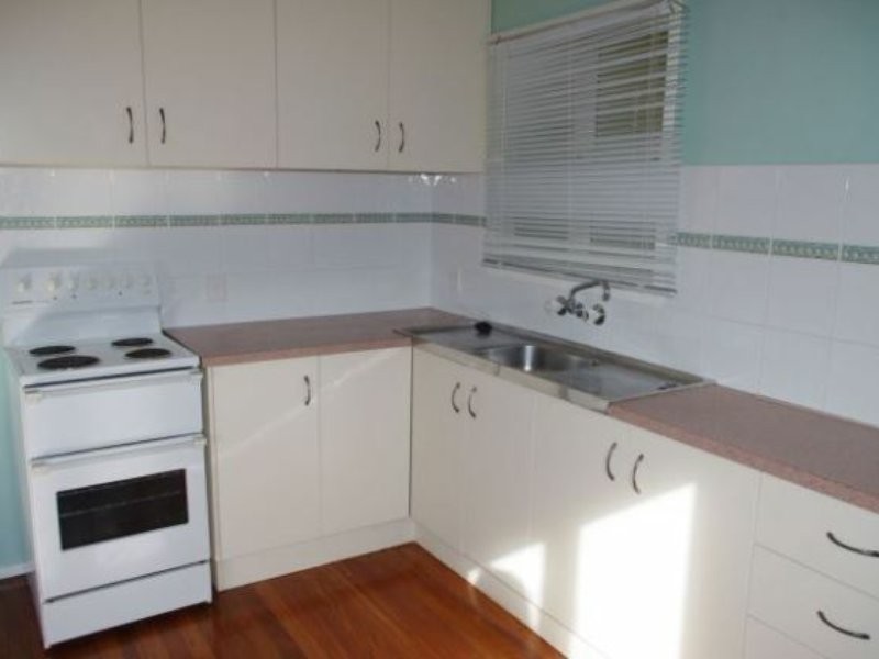 1 Squire Street, Macleay Island QLD 4184