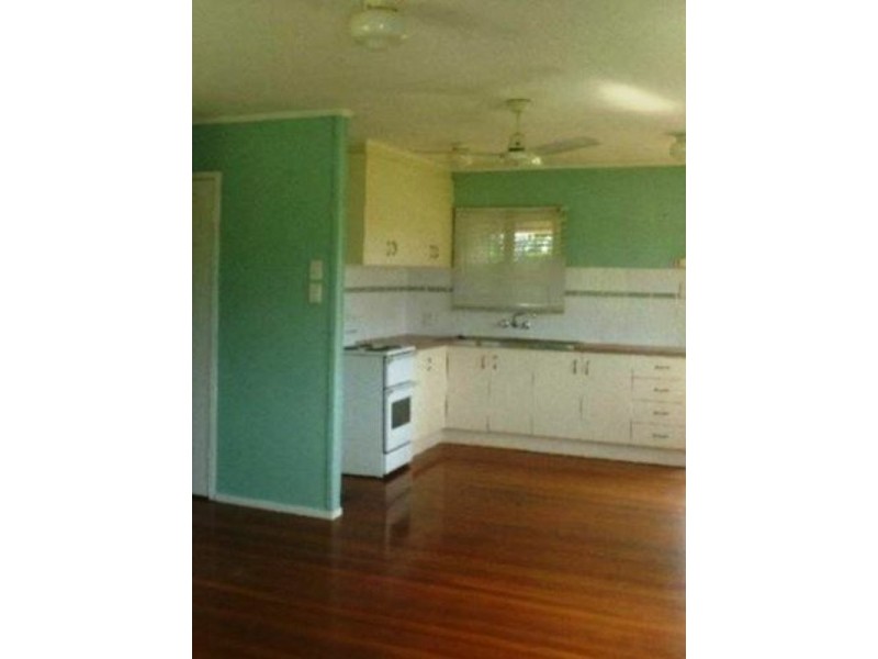 1 Squire Street, Macleay Island QLD 4184