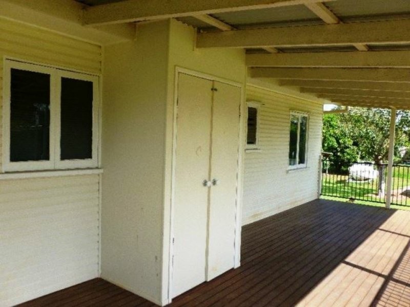 1 Squire Street, Macleay Island QLD 4184