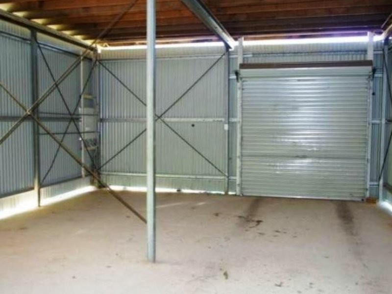 1 Squire Street, Macleay Island QLD 4184