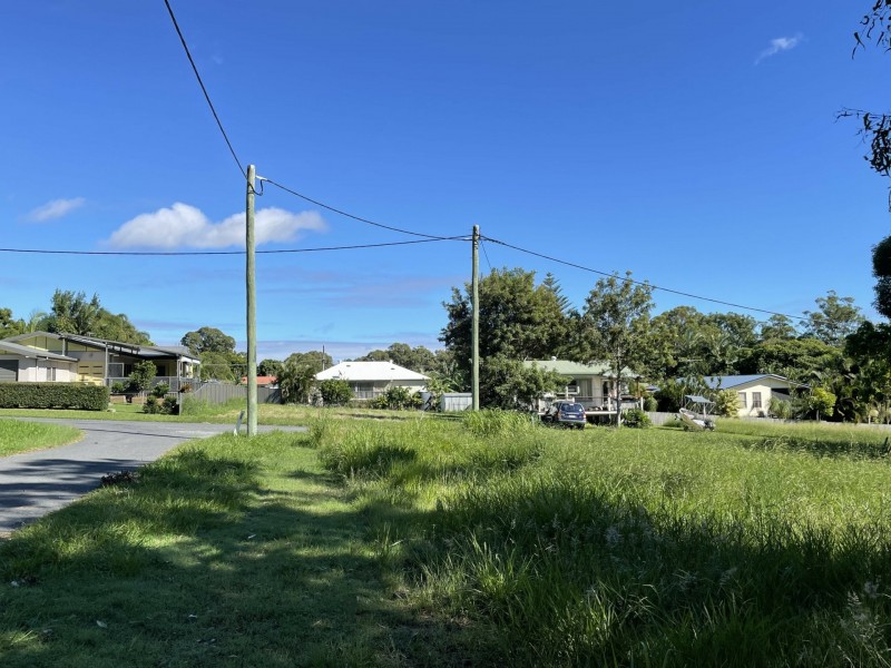 1 Orange Court, Macleay Island QLD 4184