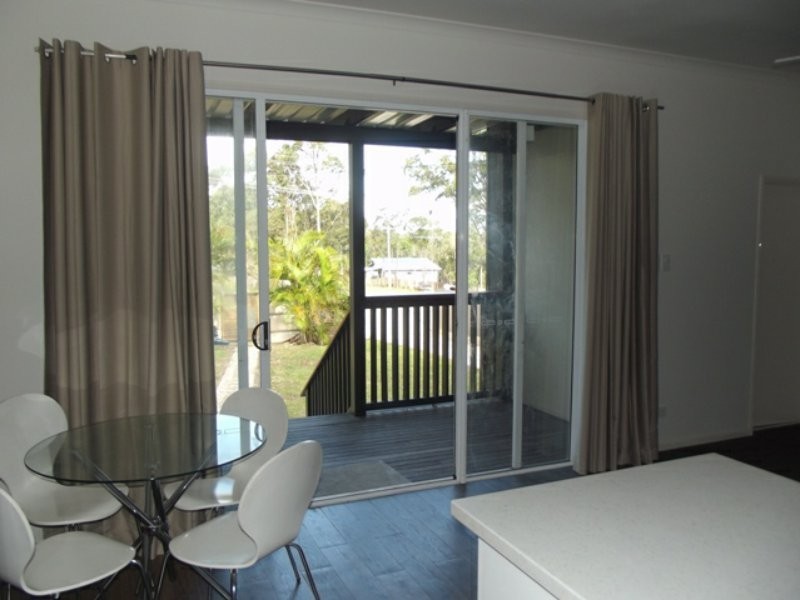 35 Camena Street, Macleay Island QLD 4184