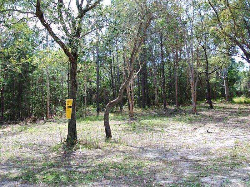 42 Alexander Street, Macleay Island QLD 4184