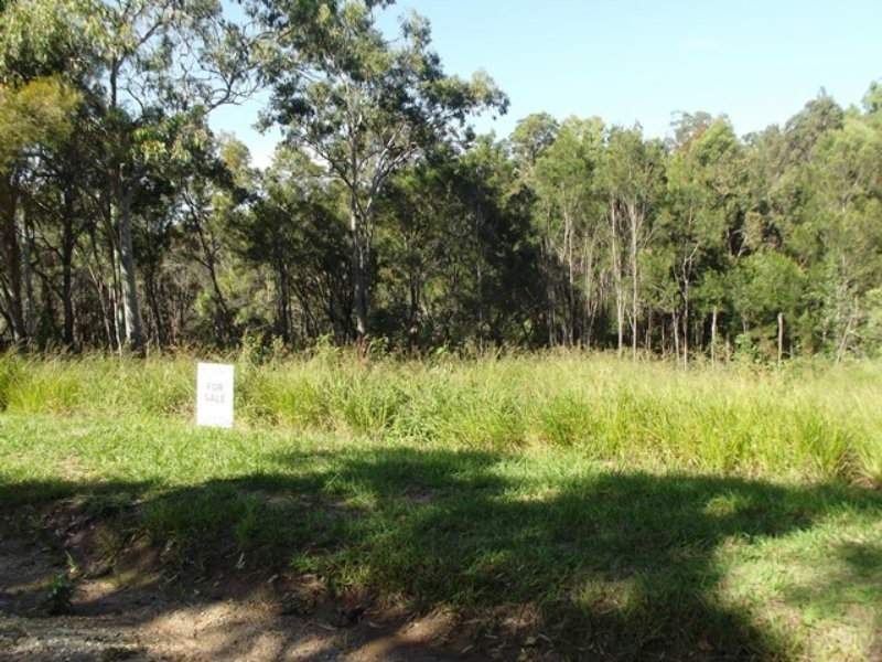 27 Ashton Street, Macleay Island QLD 4184