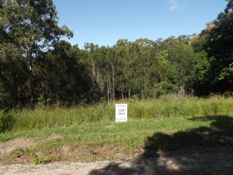 27 Ashton Street, Macleay Island QLD 4184