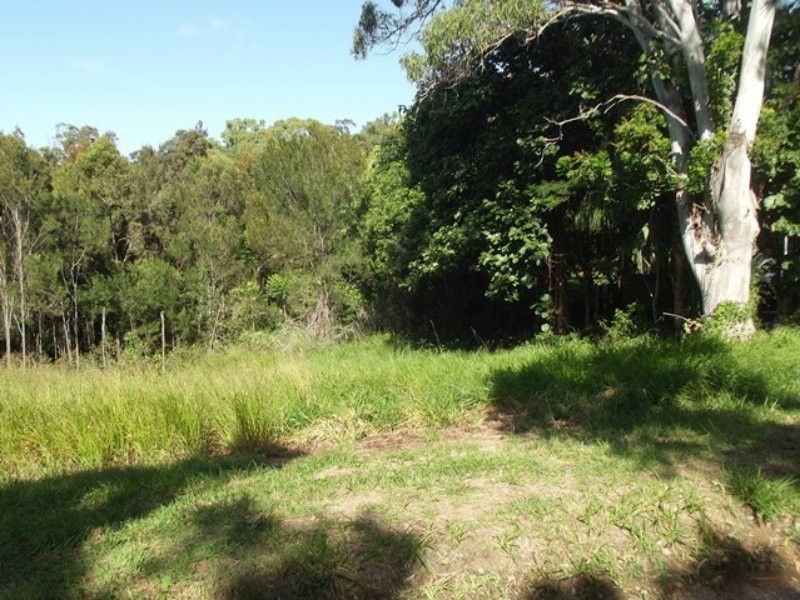 27 Ashton Street, Macleay Island QLD 4184