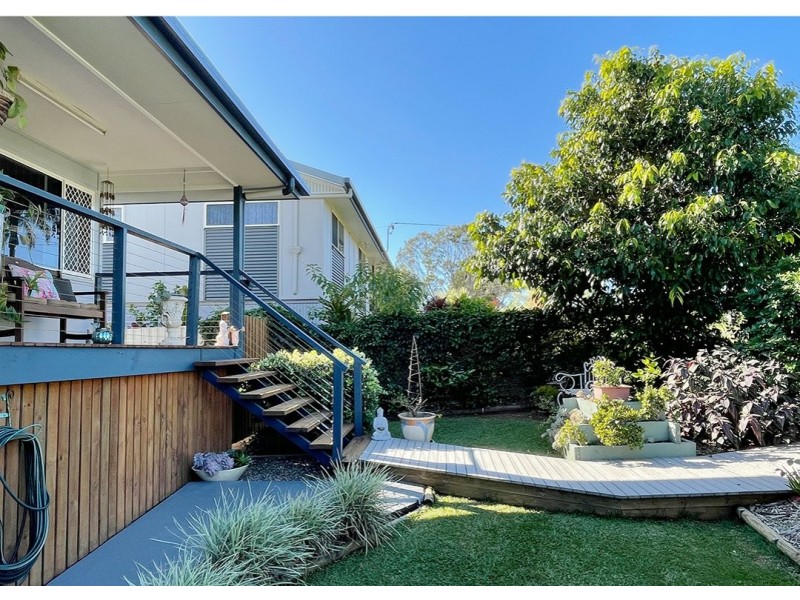 17 Michael Street, Macleay Island QLD 4184