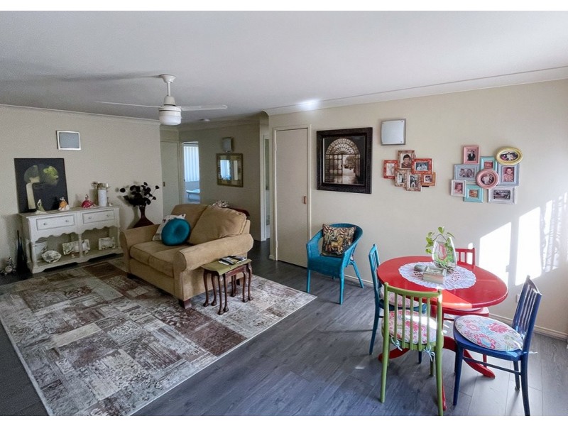 17 Michael Street, Macleay Island QLD 4184