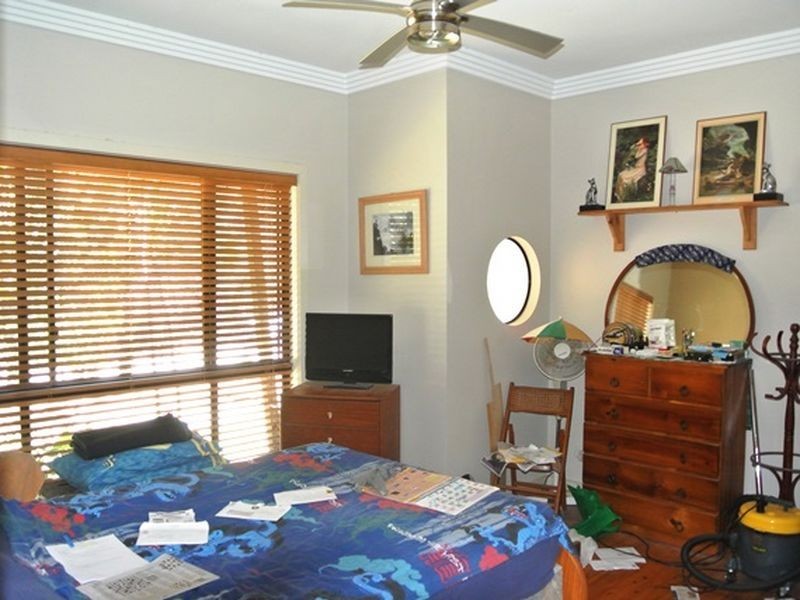 5-9 Parakeet Street, Macleay Island QLD 4184
